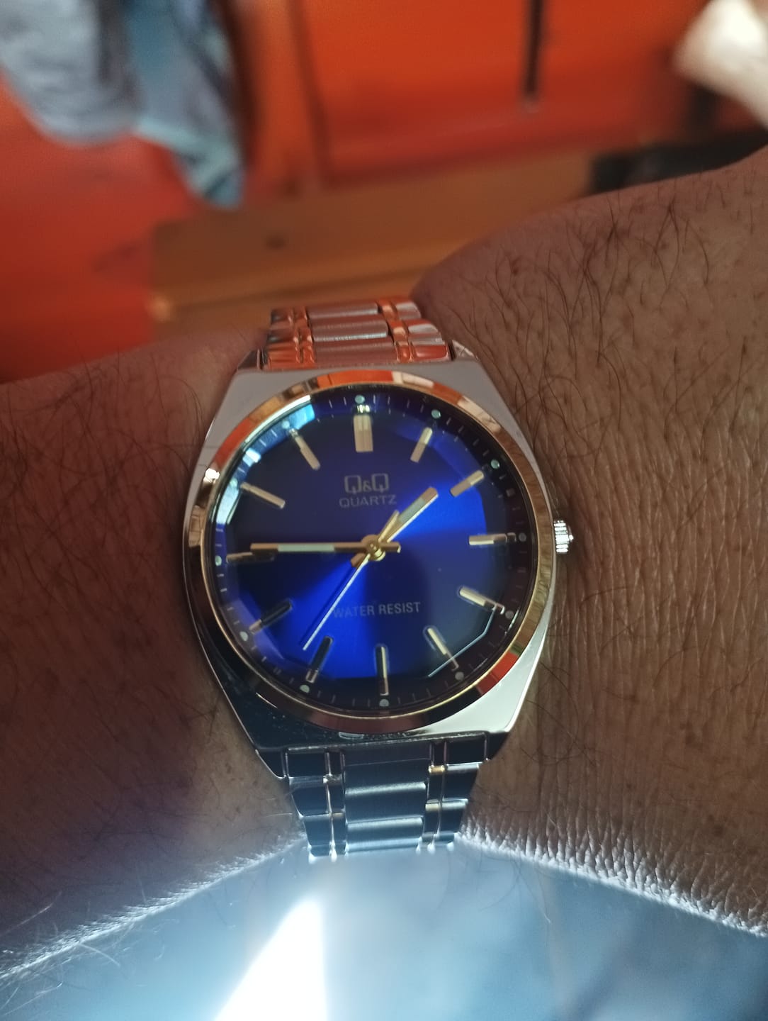 Customer photo review of Reloj Q&Q JDM QB78-412 Caja de Acero y Cristal Biselado 36mm