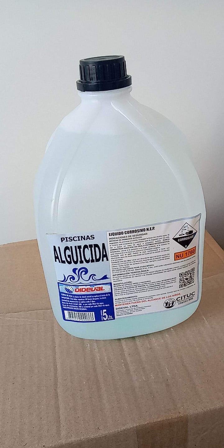 Customer photo review of Caja de Alguicida 20 Lts