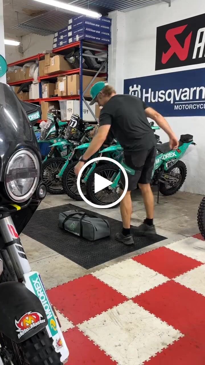 Customer video review of Rabaconda Dirt Bike Tire Changer