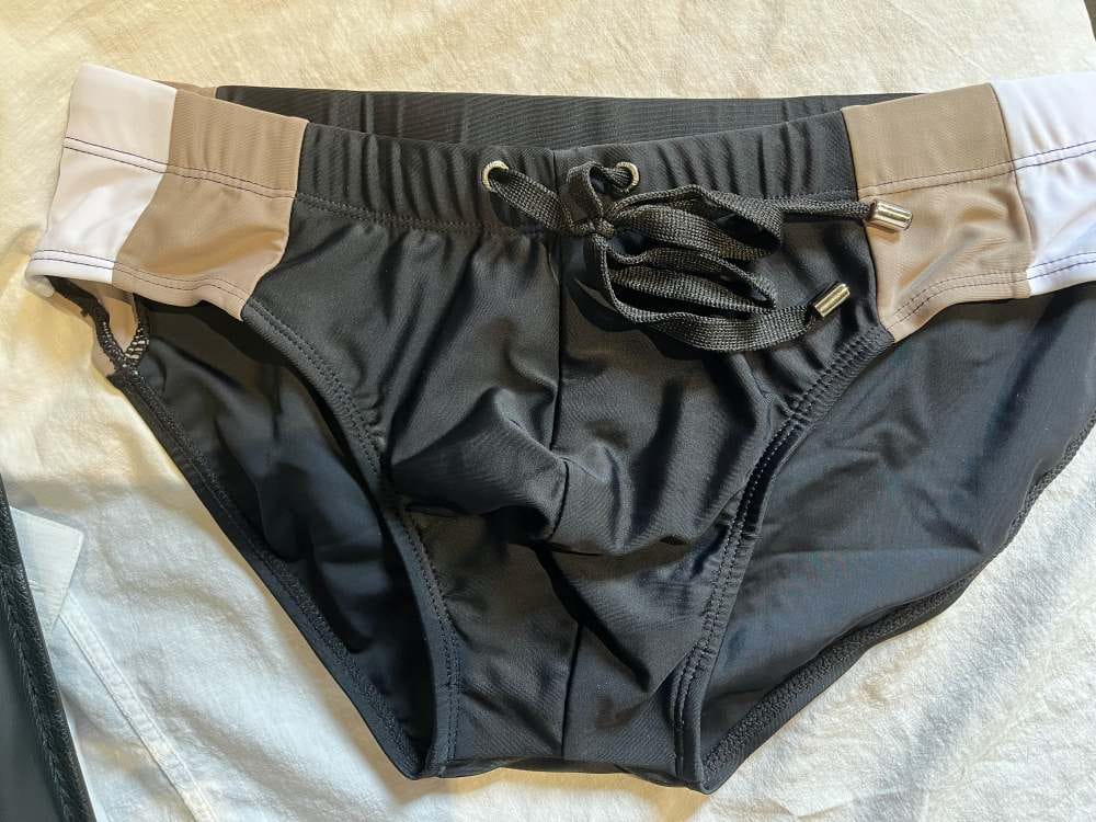 Customer photo review of Men's Removable Pad Swim Brief with Drawstring