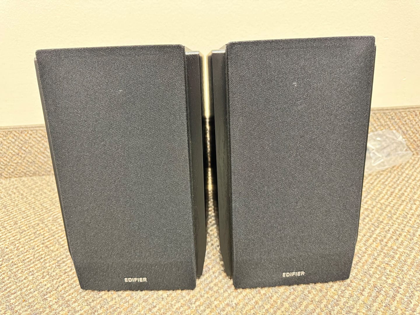 Customer photo review of R1700BT Multifunctional Speakers
