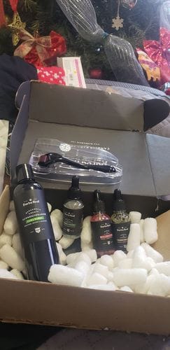 Customer photo review of Aceite Natural Hidratante | Barba-Cabello-Piel- Pre y Post Afeitado