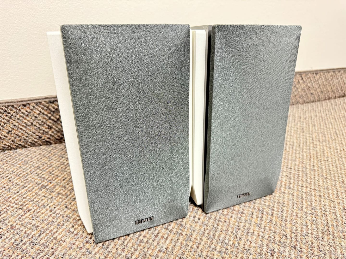 Customer photo review of R1700BT Multifunctional Speakers