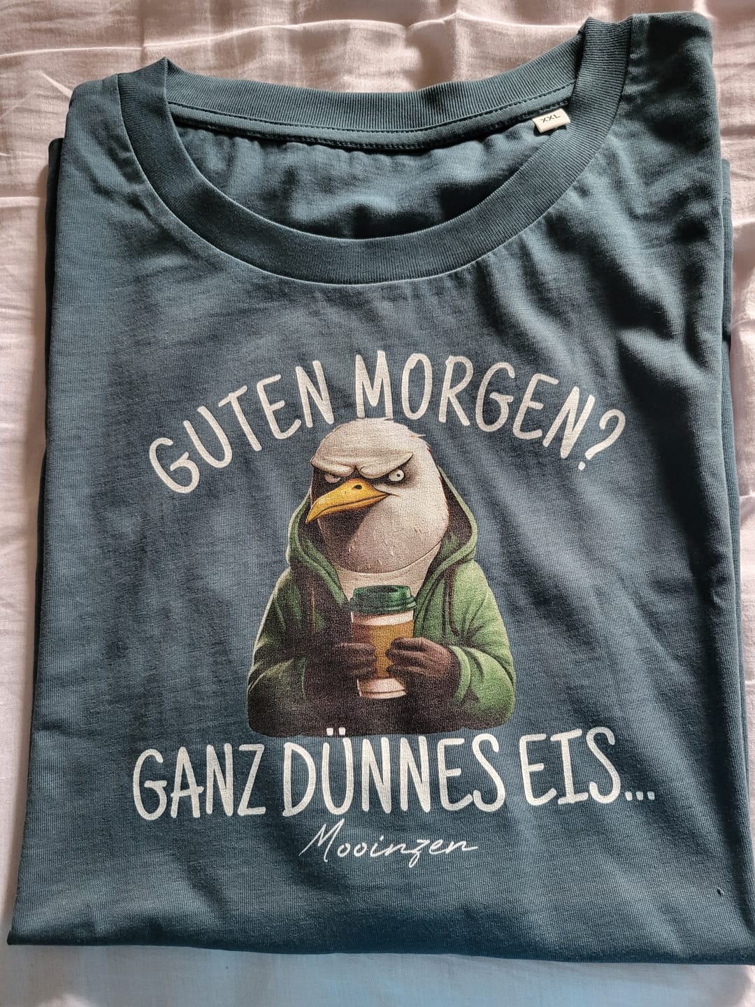 Customer photo review of Guten Morgen? ganz dünnes Eis.. · Damen Premium Bio T-Shirt 2.0