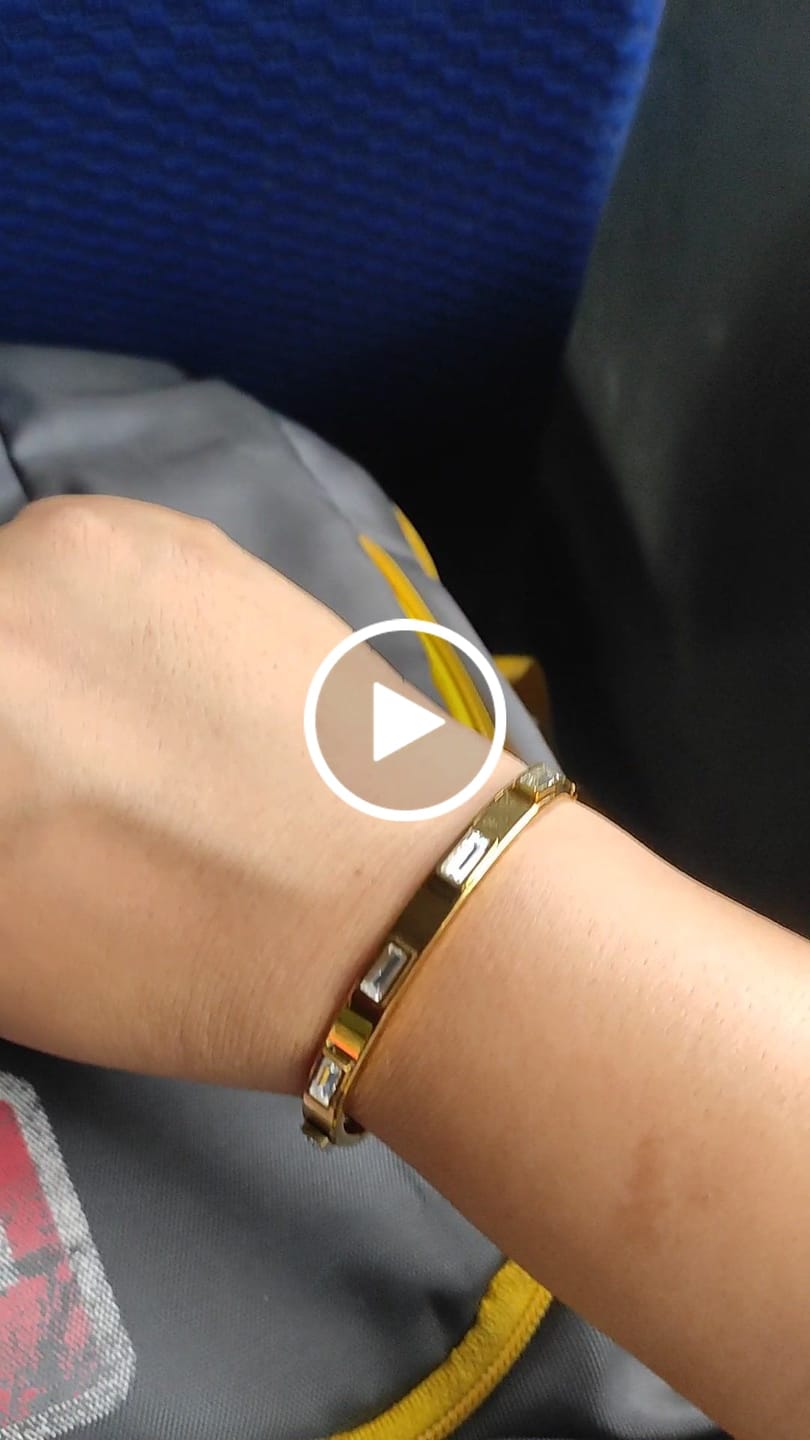 Customer video review of Enchanting Stone Bangle Bracelet