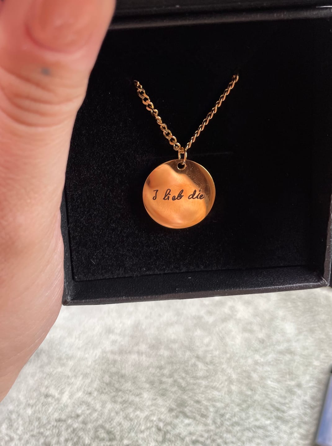 Customer photo review of Halskette mit persönlicher Gravur