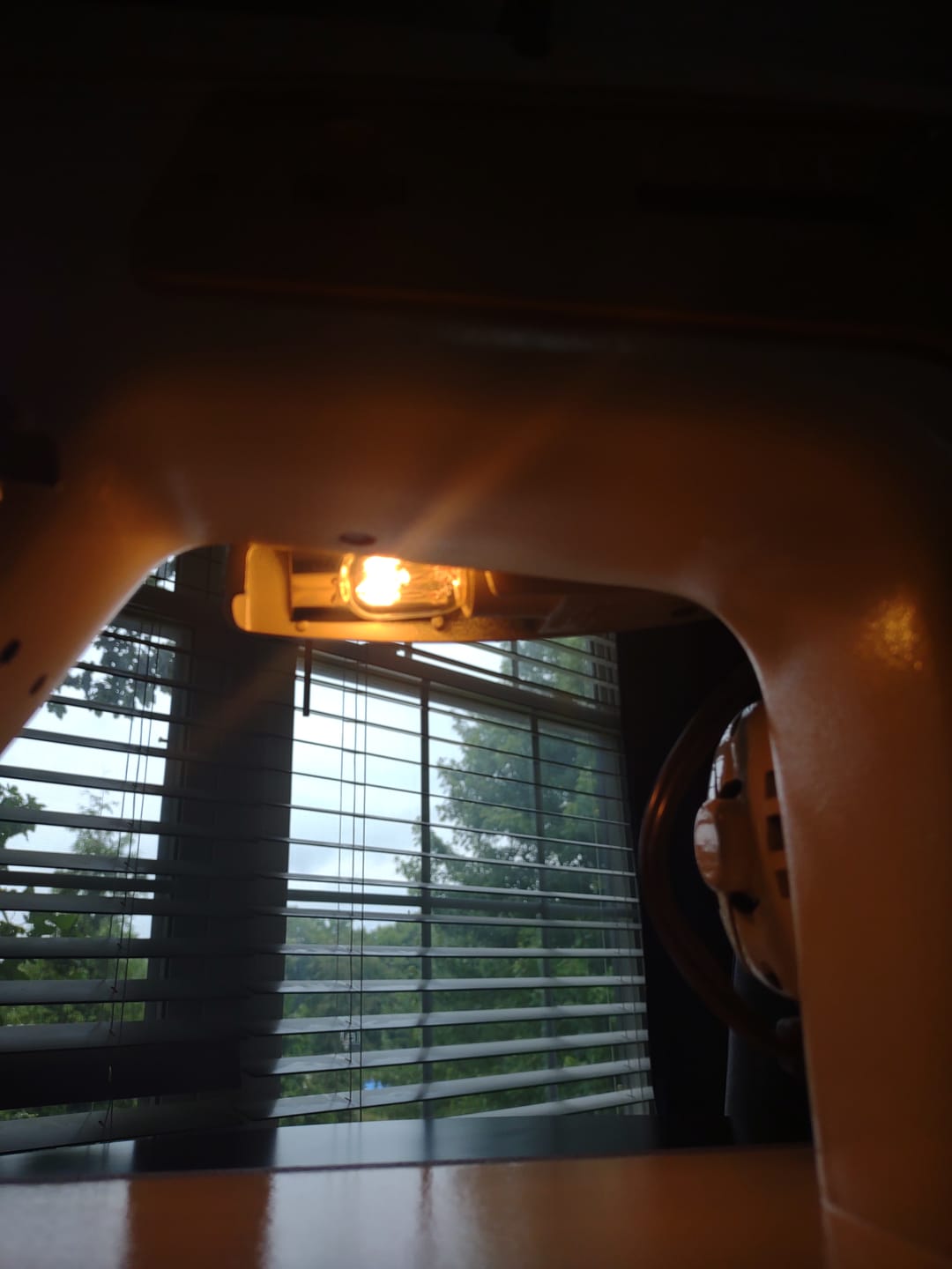 Customer photo review of Light Bulb, Turn & Lock (15 Watt)