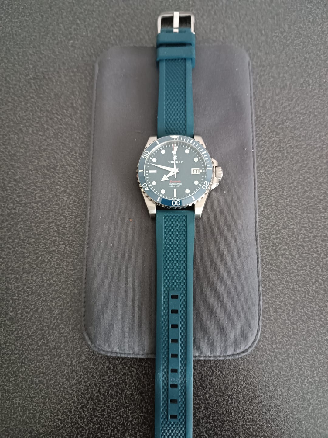 Customer photo review of SEATURTLE.OCEAN(TITANIUM) - Automatic Titanium Diver Watch | Sea Blue/Ti-bracelet