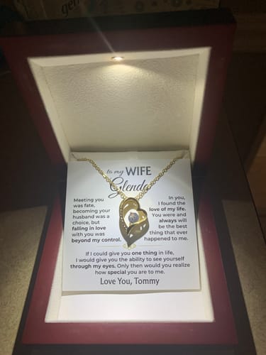 Customer photo review of To My Wife - Forever Love Necklace Gift Set - SS568
