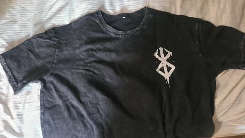 Customer photo review of DESOLATION BACKPRINT VINTAGE TEE