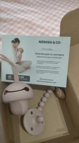Customer photo review of Guardachupete + Chupete + Chupetero Spring Nenina & Co