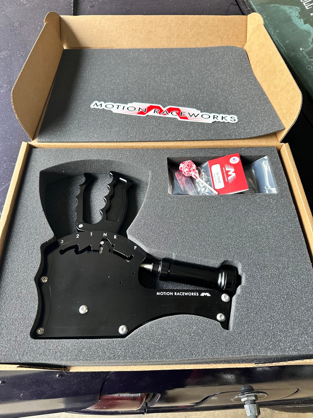 Customer photo review of TH400 3 Speed Push To Shift Reverse Pattern Operator Series Billet Shifter Rear Exit