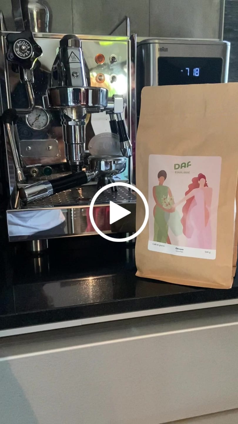 Customer video review of Equilibre beans - Ethiopia - DAF - Our local brand