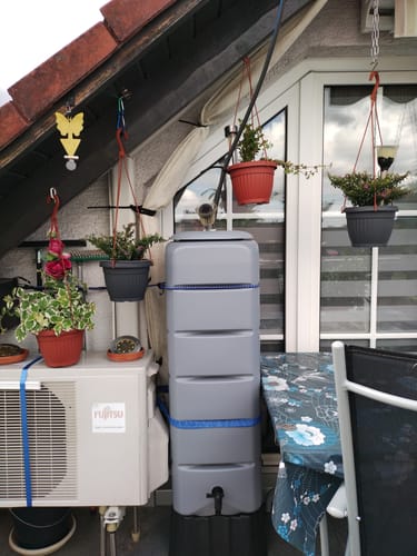 Customer photo review of YourCasa Regentonne [Tower] 120L mit Standfuss, Deckel & Wasserhahn