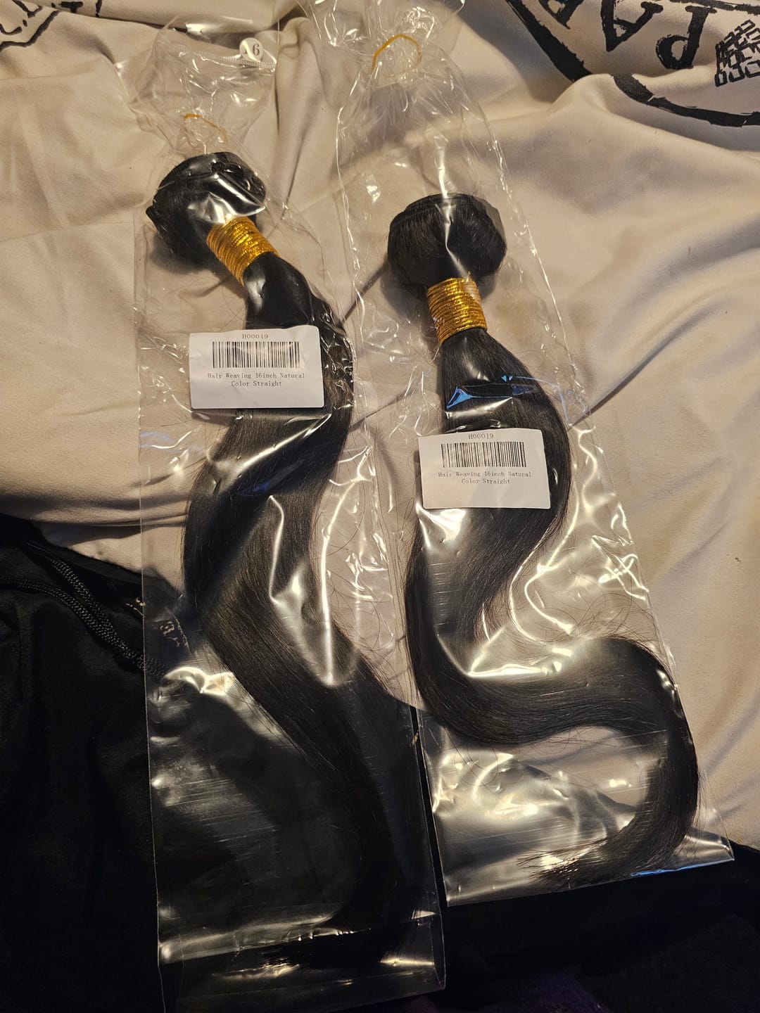 Customer photo review of Silky Straight Human Hair Bundles WB013