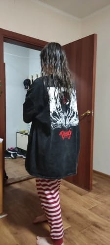 Customer photo review of DESOLATION BACKPRINT VINTAGE TEE