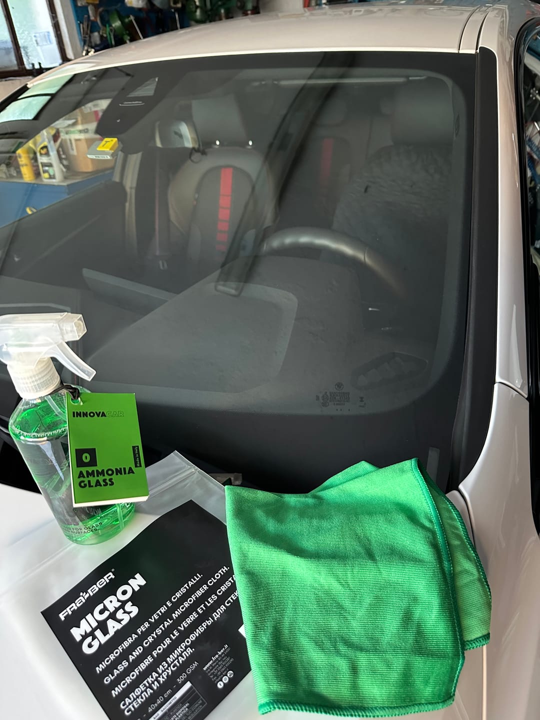 Customer photo review of 0 INNOVACAR AMMONIA-FREE GLASS CLEANER