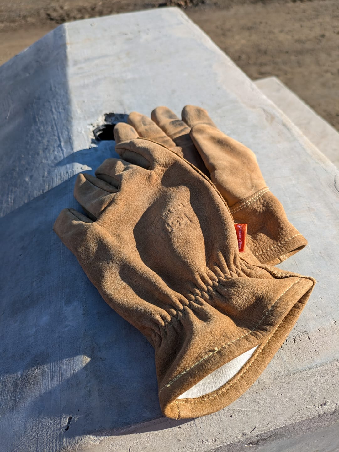 Customer photo review of KameLo LIBERO | KC Certified Premium Nubuck Leather Outdoor Gloves