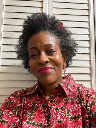 Lisa B. review of India’s Secret Ancient Ayurvedic Hair Follicle Elixir (4 sizes) image 1 out of 2