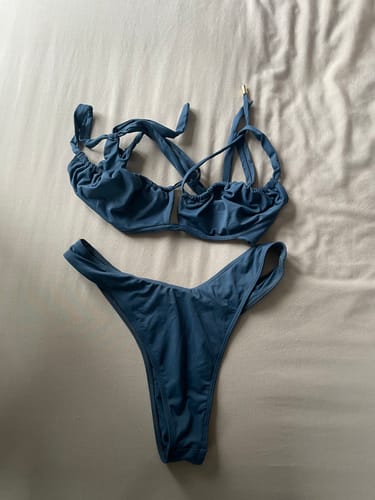 Customer photo review of Fete Bottoms