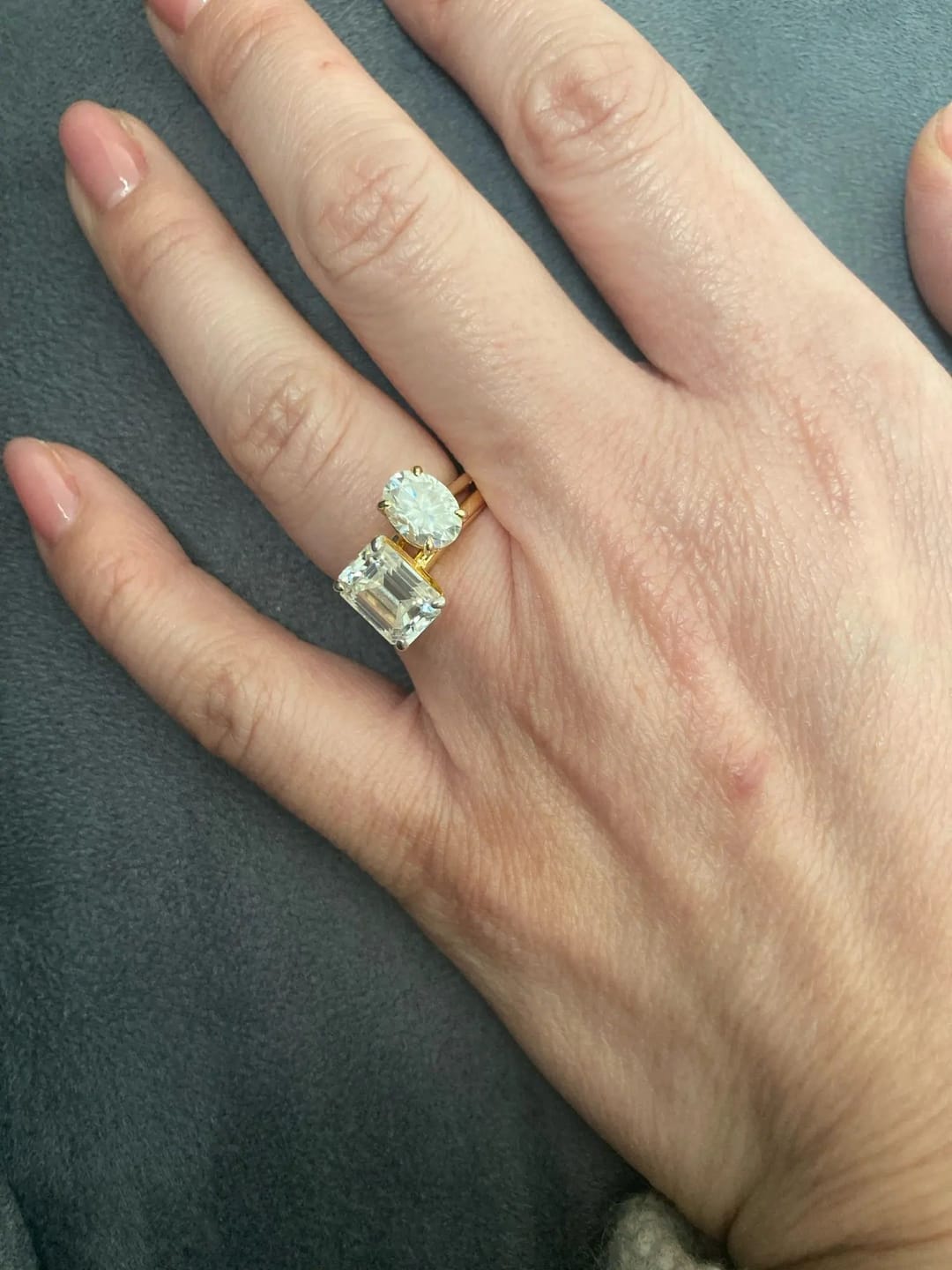 Customer photo review of Anel Solitário Moissanite Oval