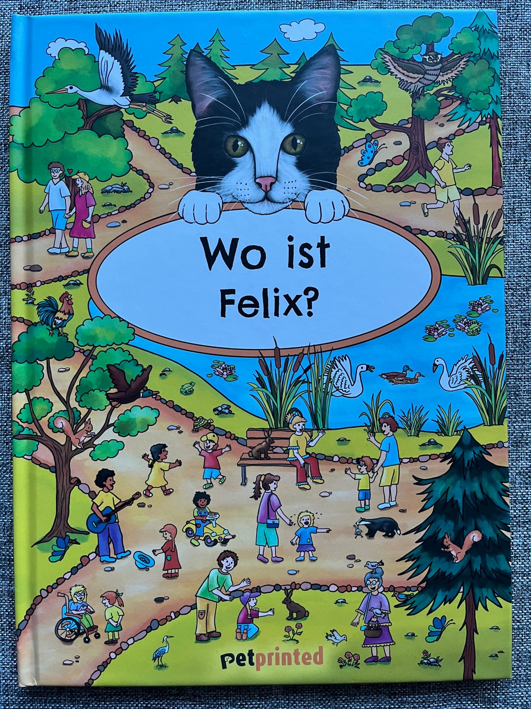 Customer photo review of Wo bist du? - Personalisiertes Katzen-Wimmelbuch