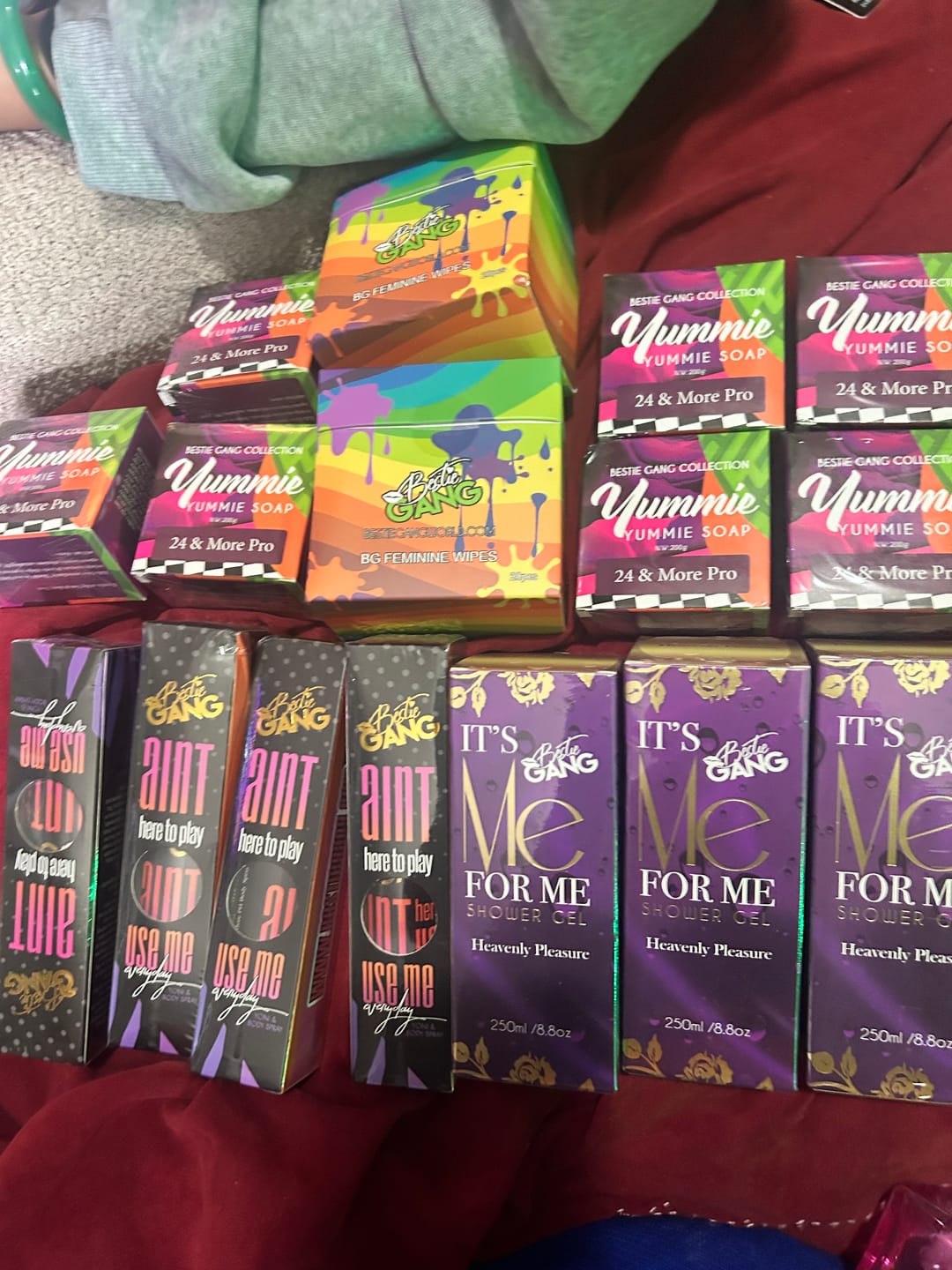 Customer photo review of 1 “24 & More” Shower Gel