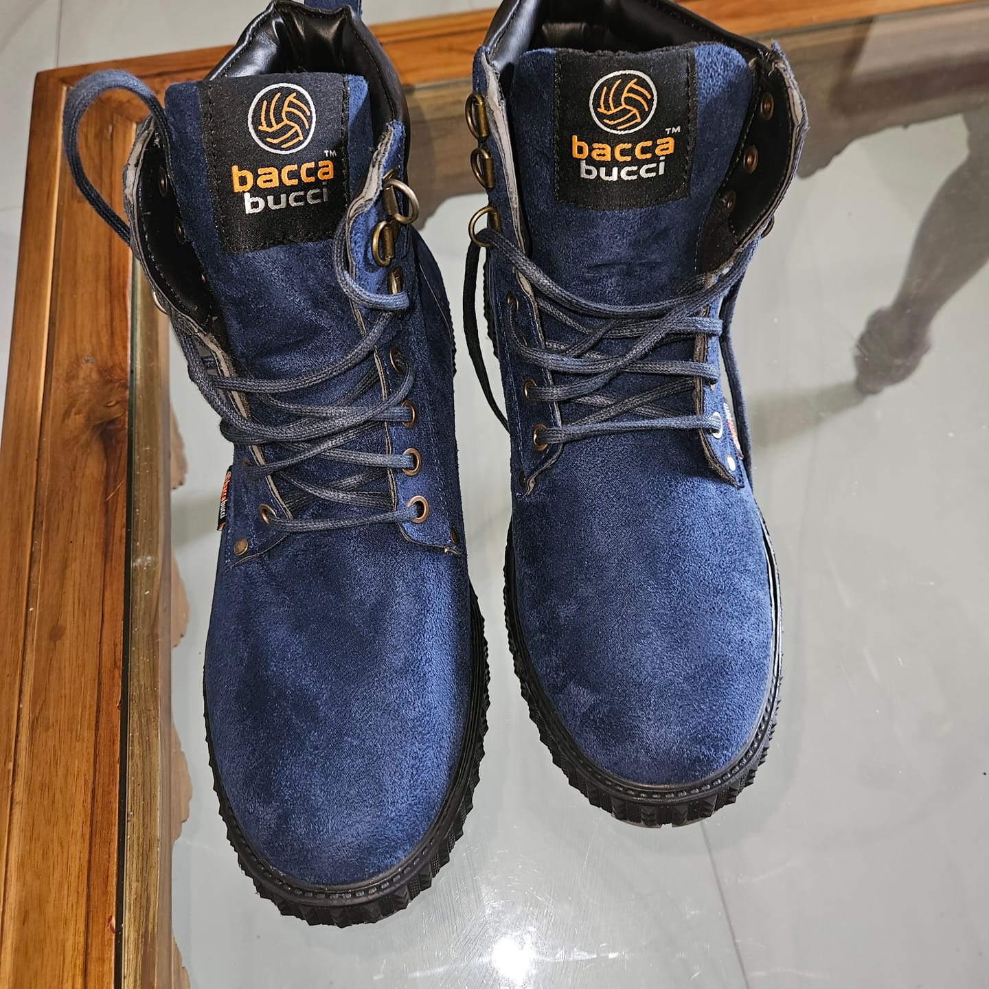 Customer photo review of Bacca Bucci Scott