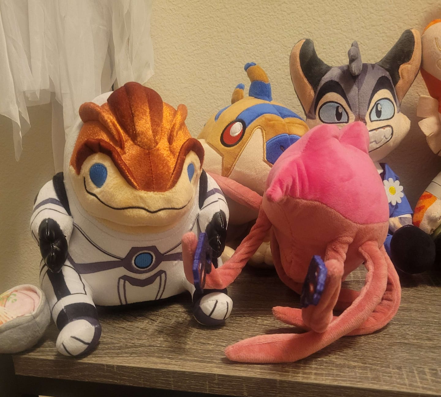 Customer photo review of Mass Effect - Grunt Collector's Plush