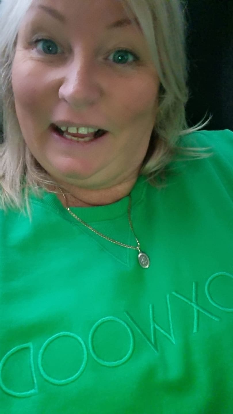 Customer photo review of Simplified Crew in Bright Green - Foxwood