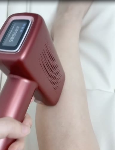 Customer photo review of MLAY  T14 Home Use IPL Laser Epilator with Replaceable Head, Unisex