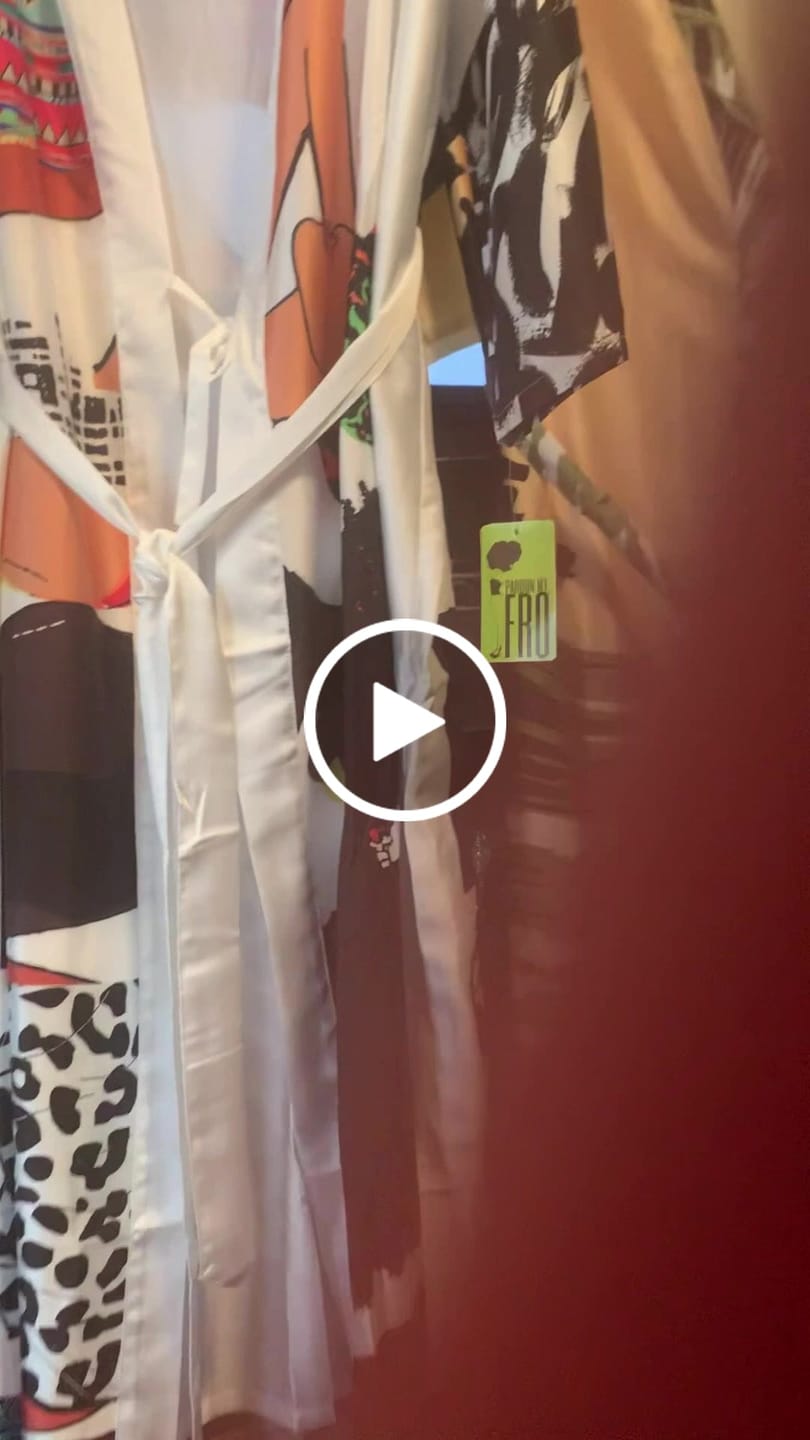 Customer video review of Mahogany Kimono