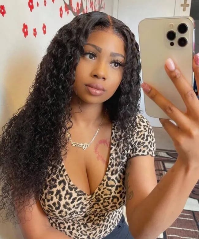 Customer photo review of JYZ Tape in Hair Extensions Curly Human Hair Tape in Curly Extensions Double Sided Tape in Natural Curly Hair Extensions 100g 40 pcs