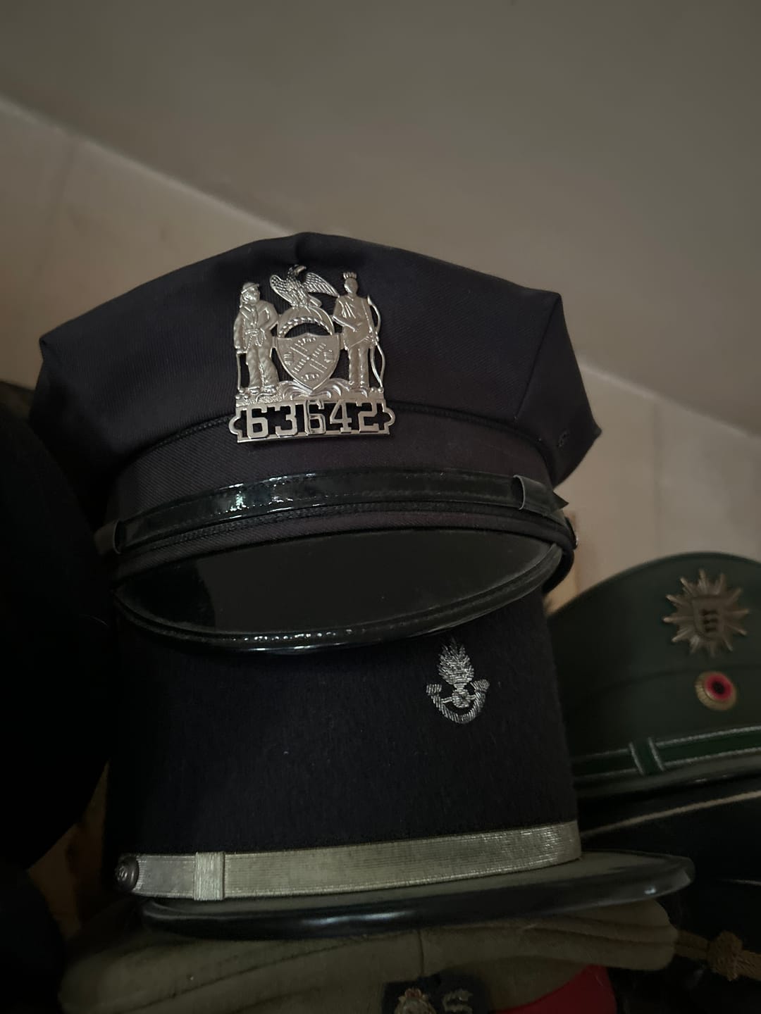 Customer photo review of NYPD New York Police Hat Cap Badge Replica Movie Props No. 63642
