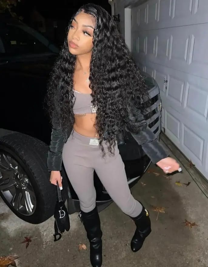 Customer photo review of JYZ Tape in Hair Extensions Curly Human Hair Tape in Curly Extensions Double Sided Tape in Natural Curly Hair Extensions 100g 40 pcs
