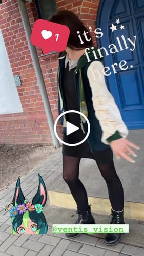 Customer video review of Genshin Zipper Hoodie [In-Stock]