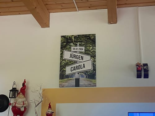 Customer photo review of Personalisierte Leinwand "Retro Straßenschild für Paare"