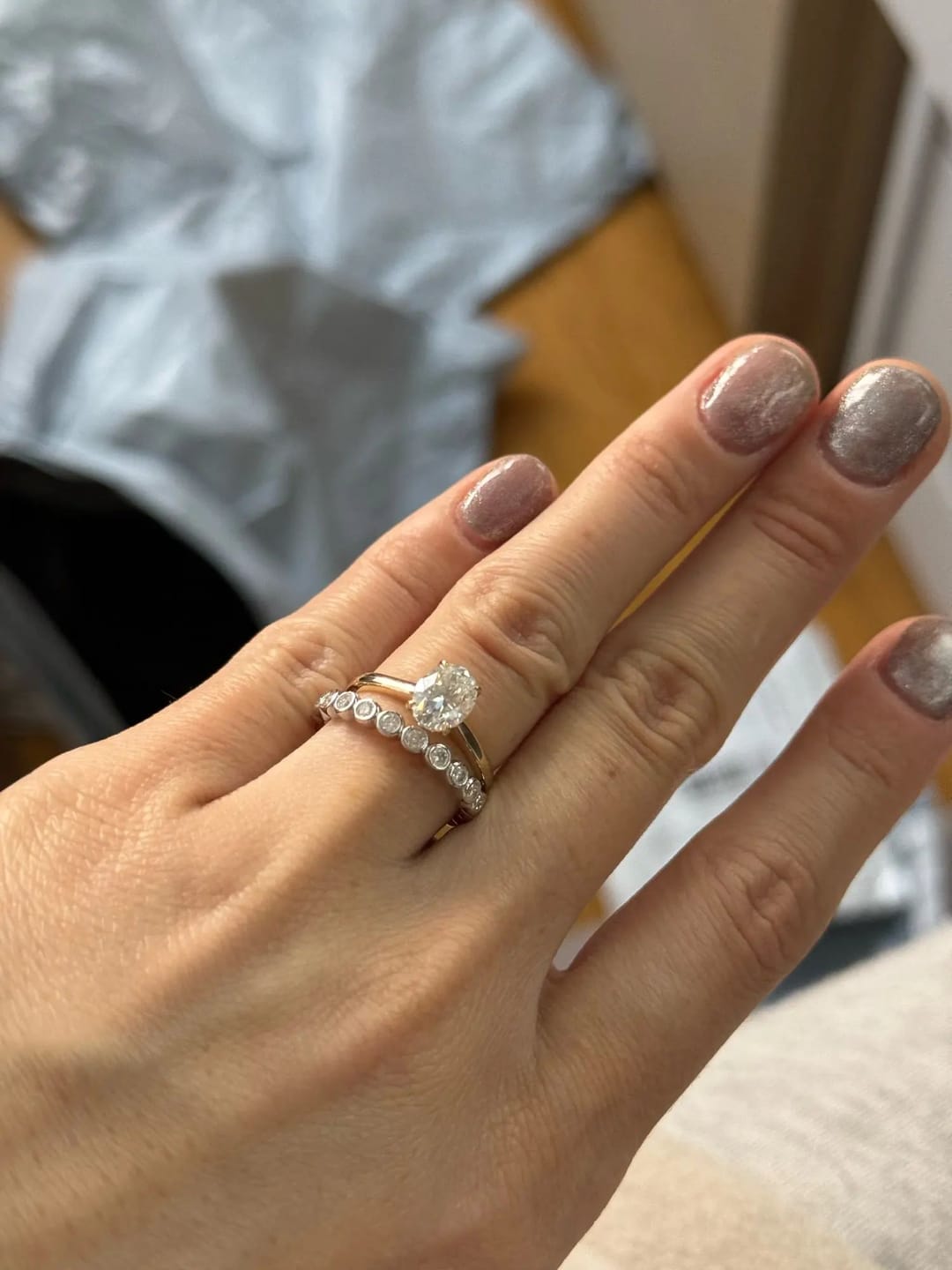 Customer photo review of Anel Solitário Moissanite Oval