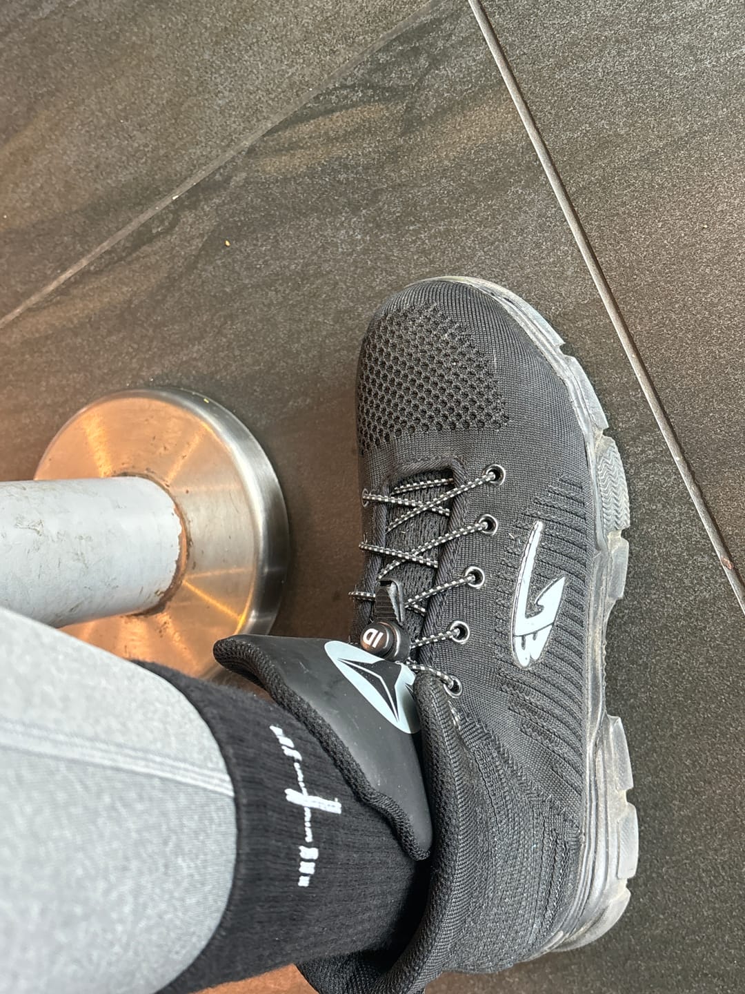Customer photo review of Indestructible No-tie Shoelaces - Upsell