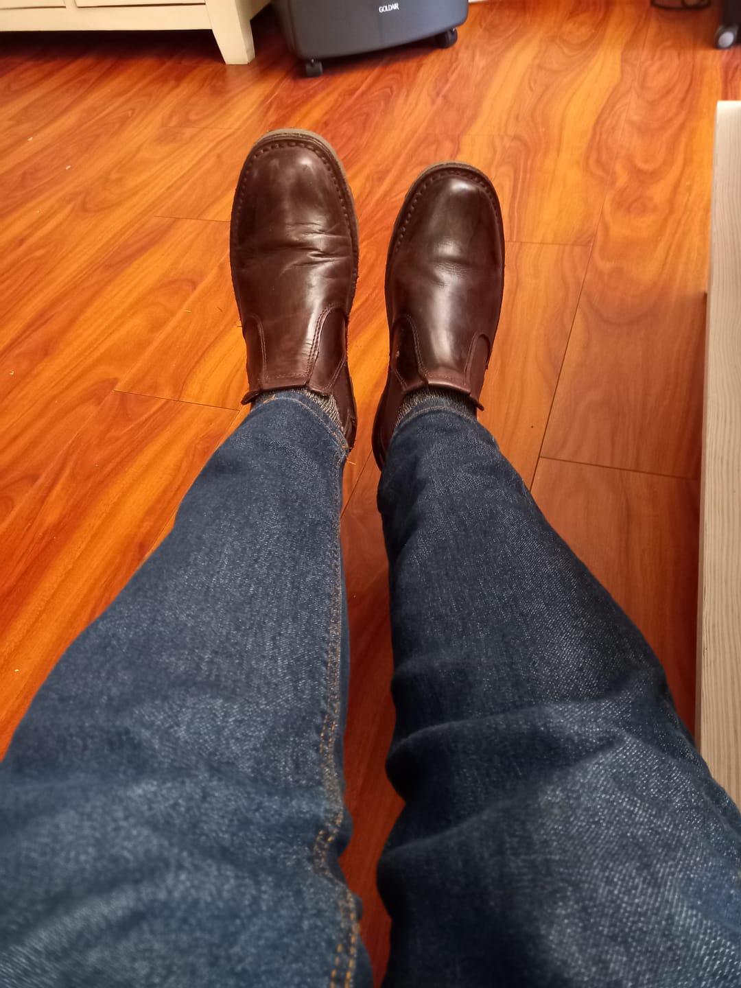 Customer photo review of Chelsea Vellies