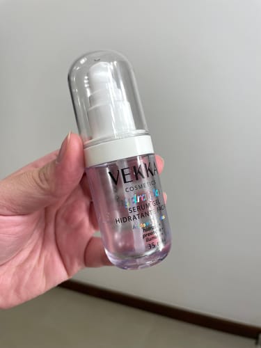 Customer photo review of SERUM GEL HIDRATANTE FACIAL HYDRA GLOW - ÁCIDO HIALURÔNICO
