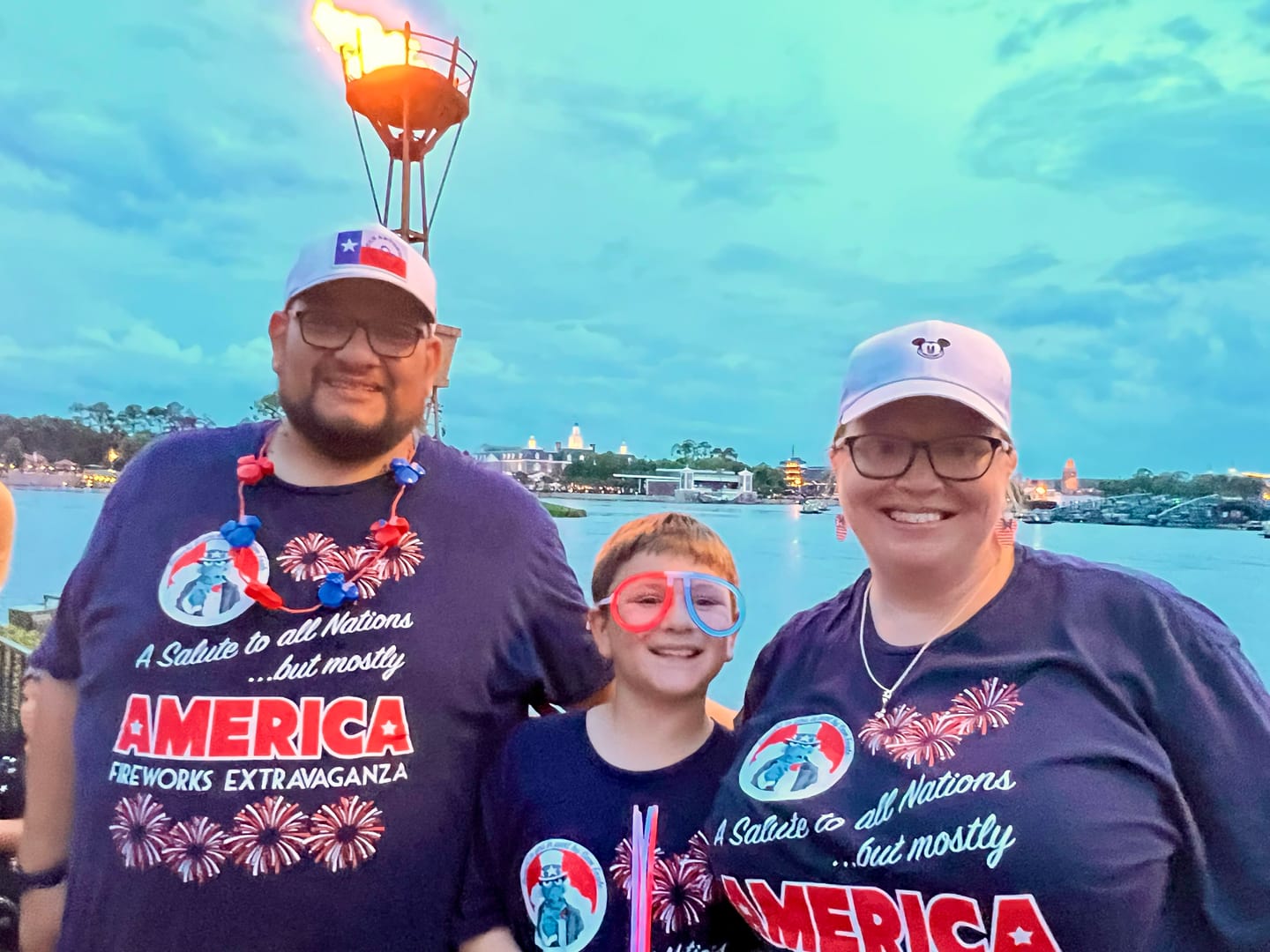 Customer photo review of Sam Eagle Salute To All Nations Muppet Vision 3D Shirt