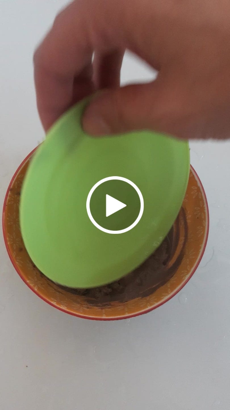 Customer video review of Rhassoul Detox Clay for Washing the Hair, Face and Body