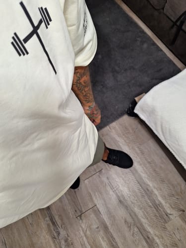 Customer photo review of Psalm 23:4 Oversized Tee