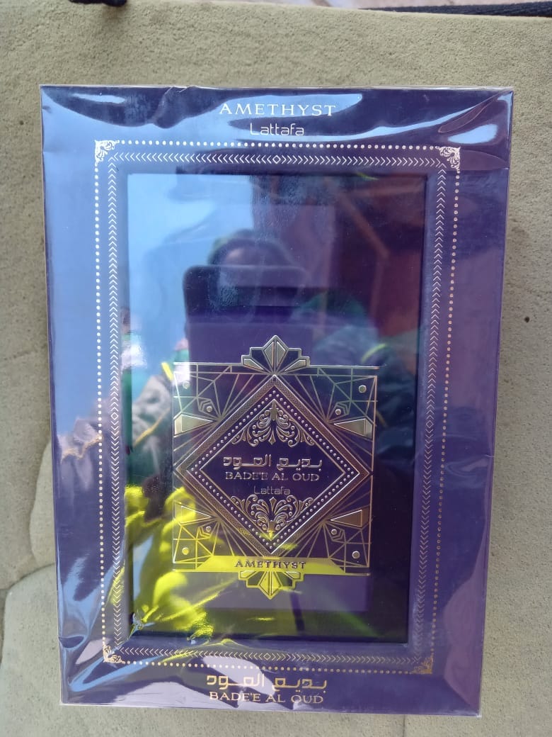 Customer photo review of Bade'e Al Oud Amethyst Lattafa Perfumes