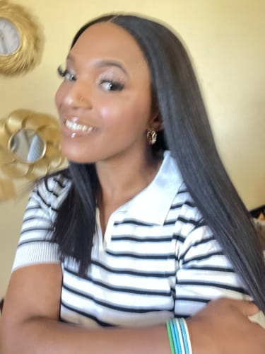 Phakama M. review of 16" 5x5 Vietnamese SDD Bone Straight Natural Color Wig image 1 out of 1