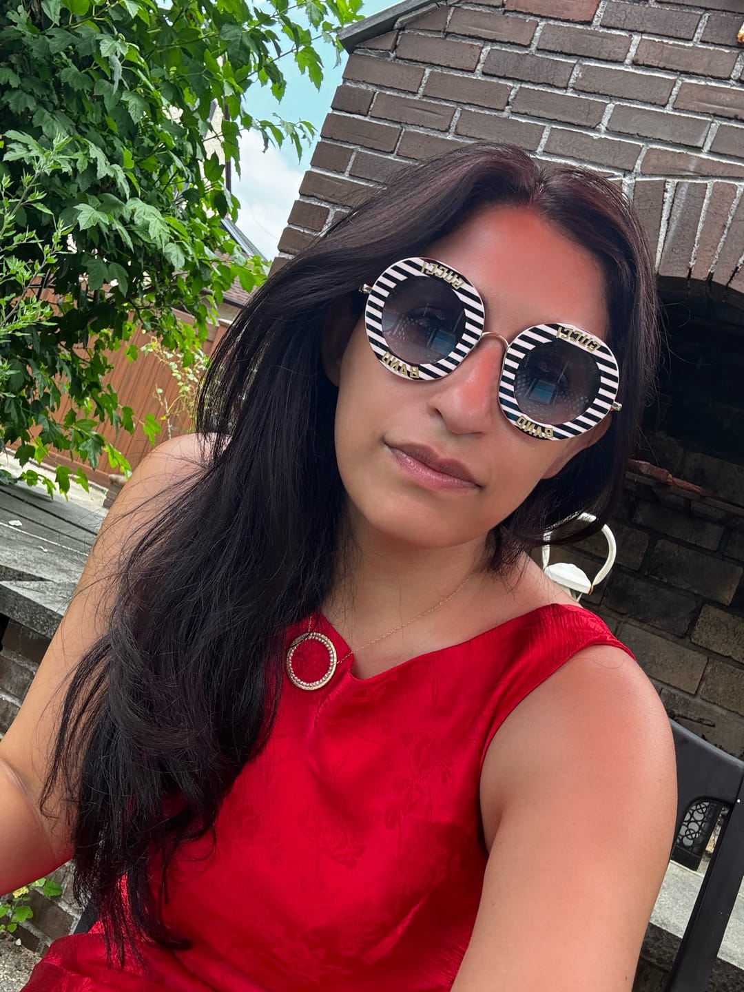 Customer photo review of Pearl Halo Jewelry Set