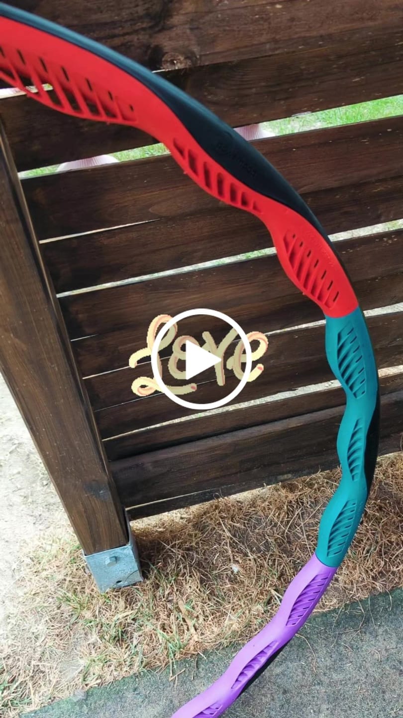 Customer video review of Powerhoop Deluxe Weighted Hula Hoop 1.9kg