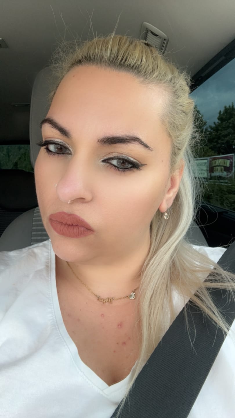 Customer photo review of True Blue
