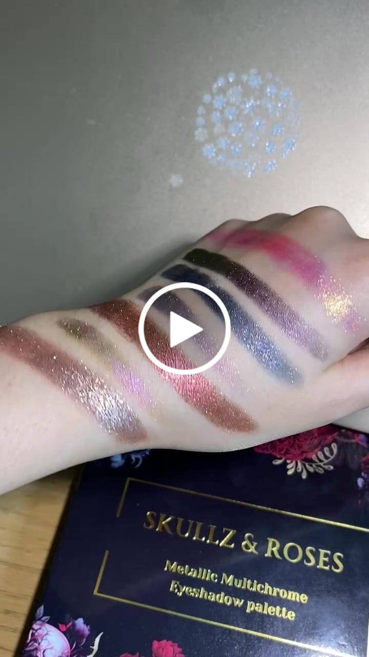 Customer video review of Skullz & Roses Metallic Multichrome Eyeshadow Palette ( IN STOCK )